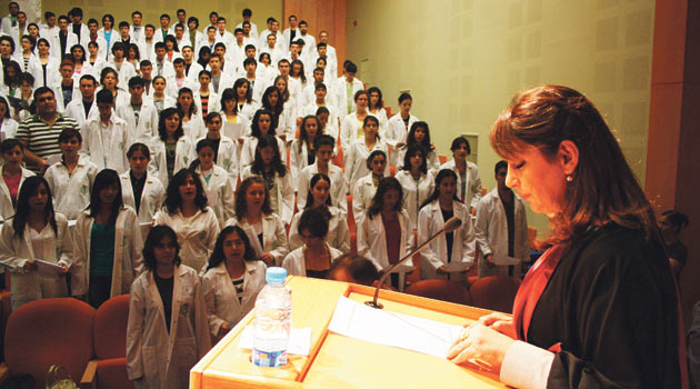 Elif ve Erhan burslarla doktor oldu