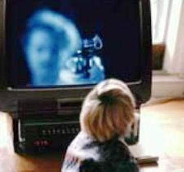 Çocukların odasında TV olmamalı