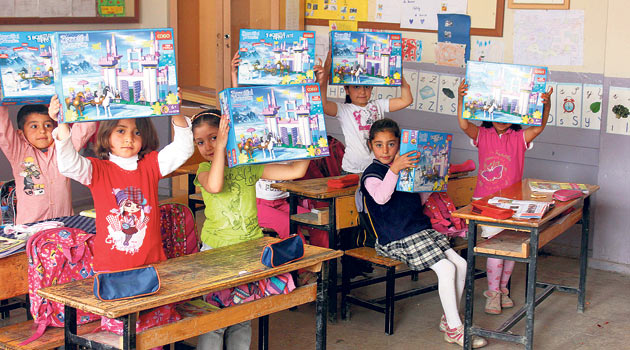 Artık Vanlı çocukların da birer oyuncağı var